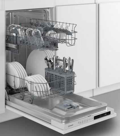 Indesit DIS 1C67E встраиваемая посудомоечная машина